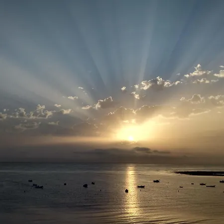 Ocean Front דירה Tetir