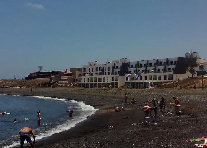 Ocean Front Apartment Tetir