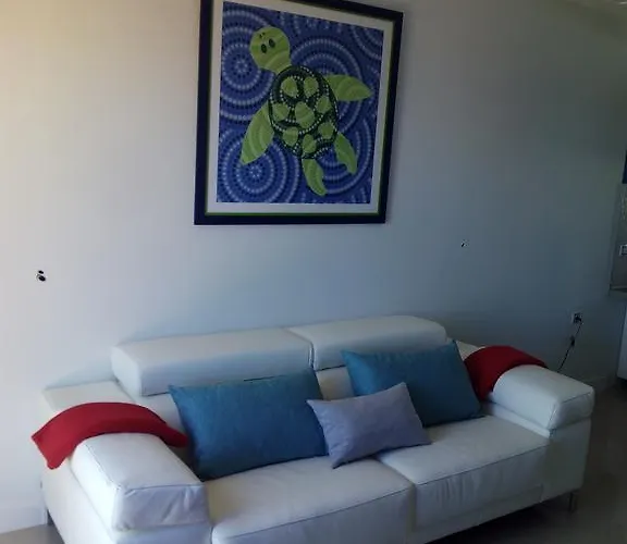 Ocean Front Apartment *