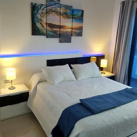 Ocean Front Apartment *